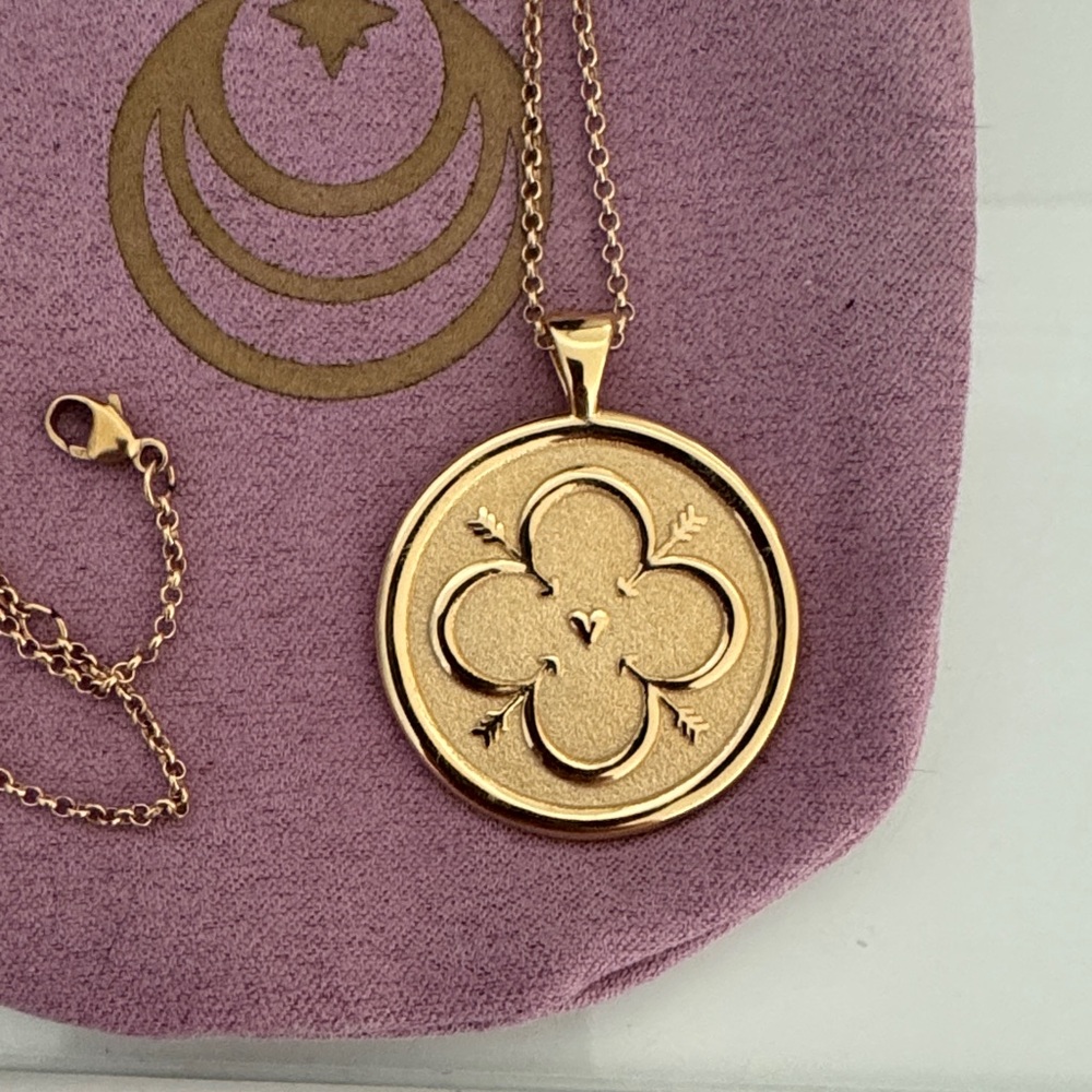 LOVE JW Original Pendant Coin necklace